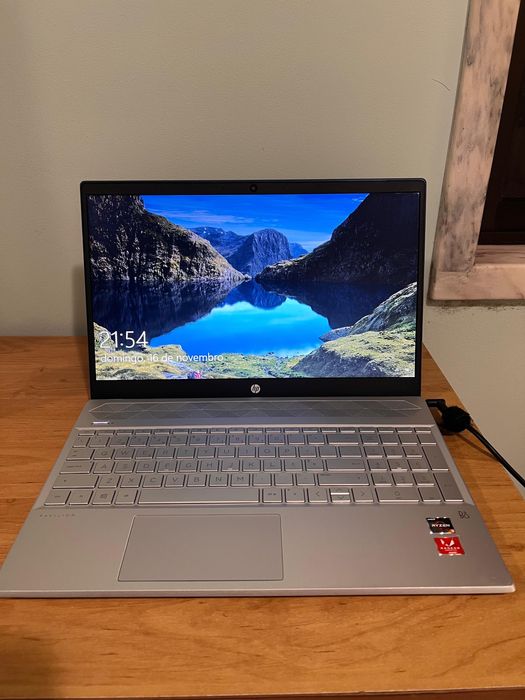 HP pavilion 15 AMD Ryzen 3