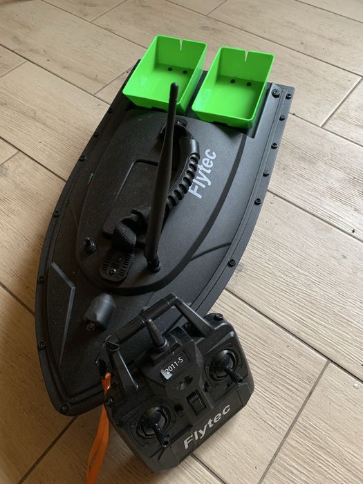 Кораблик для рибалки Flytec
