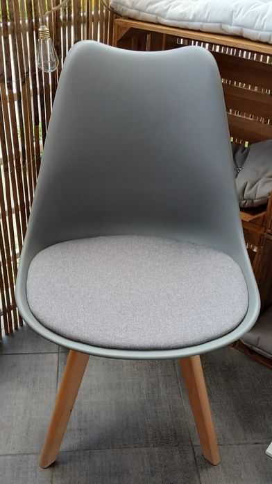 Krzesło skandynawskie tapicerowane  loft modern
