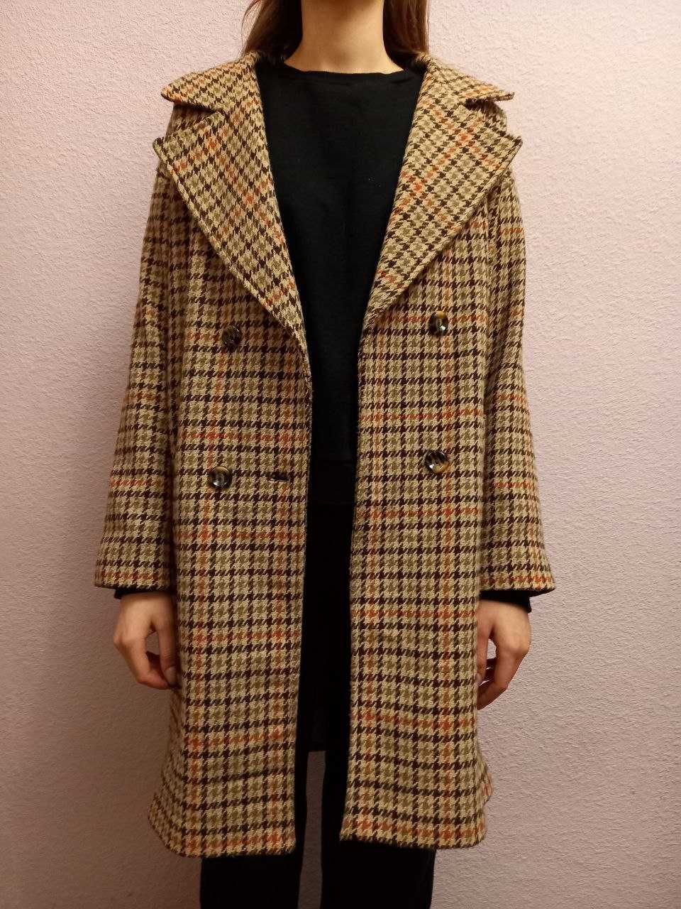 Жіноче довге пальто