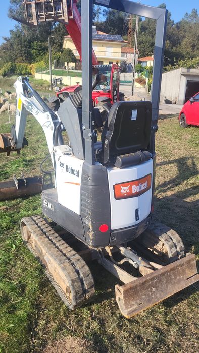 Mini giratória bobcat