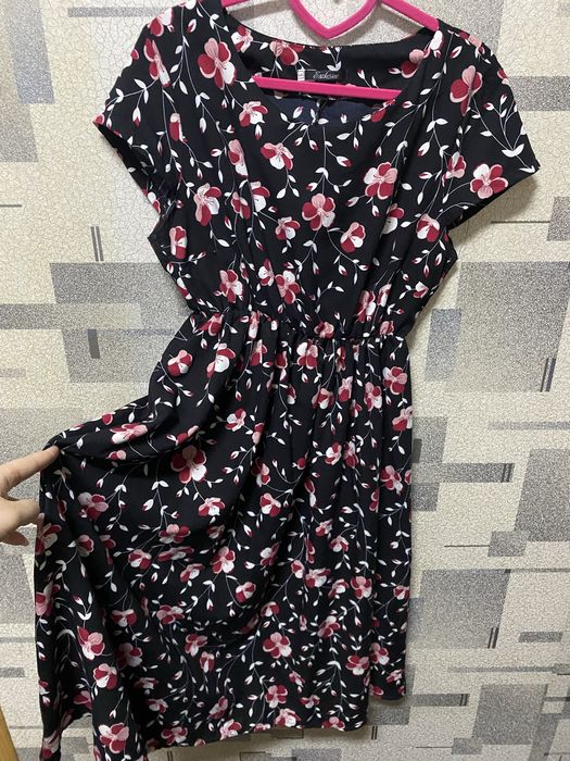 Костюм, сукні святкові жіночі 52 р