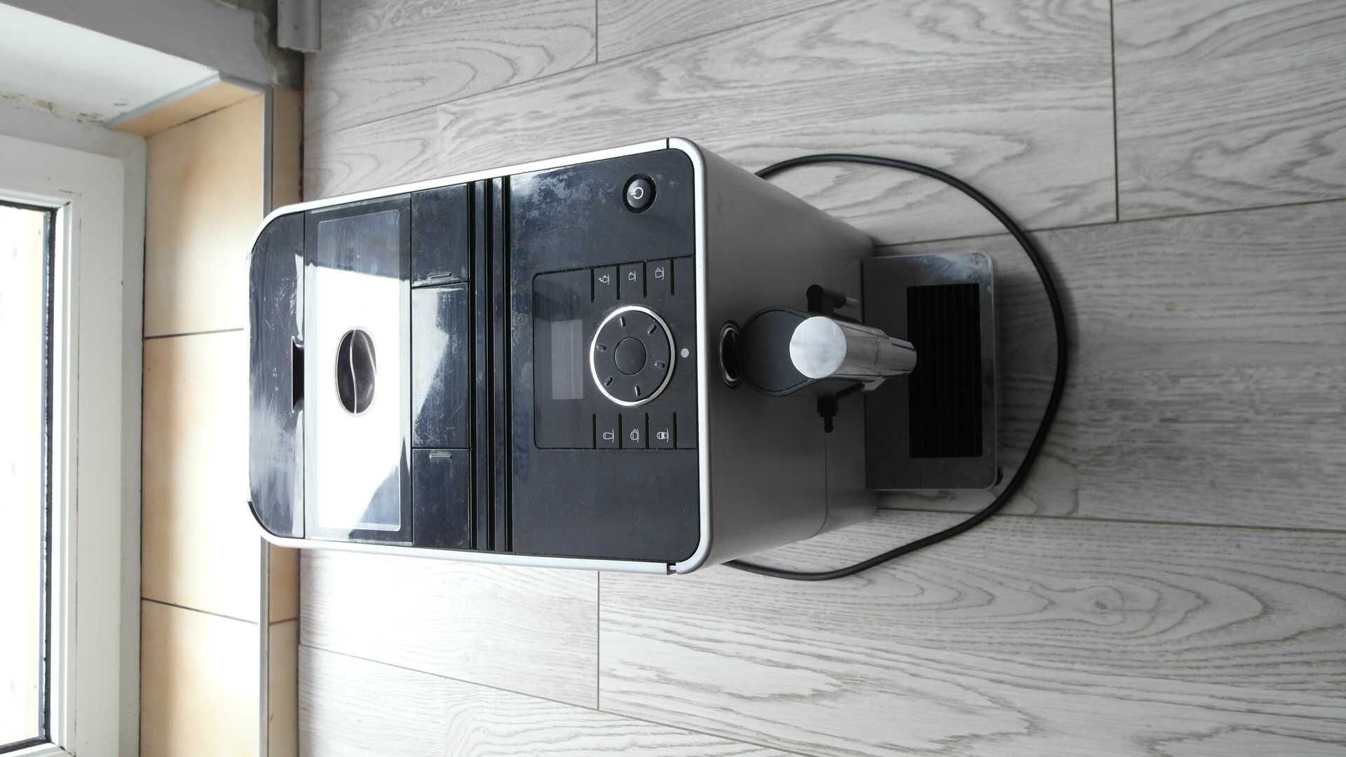 Ekspres JURA ENA 90