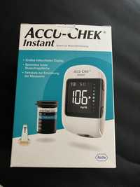 Glukometr Accu-Chek Instant