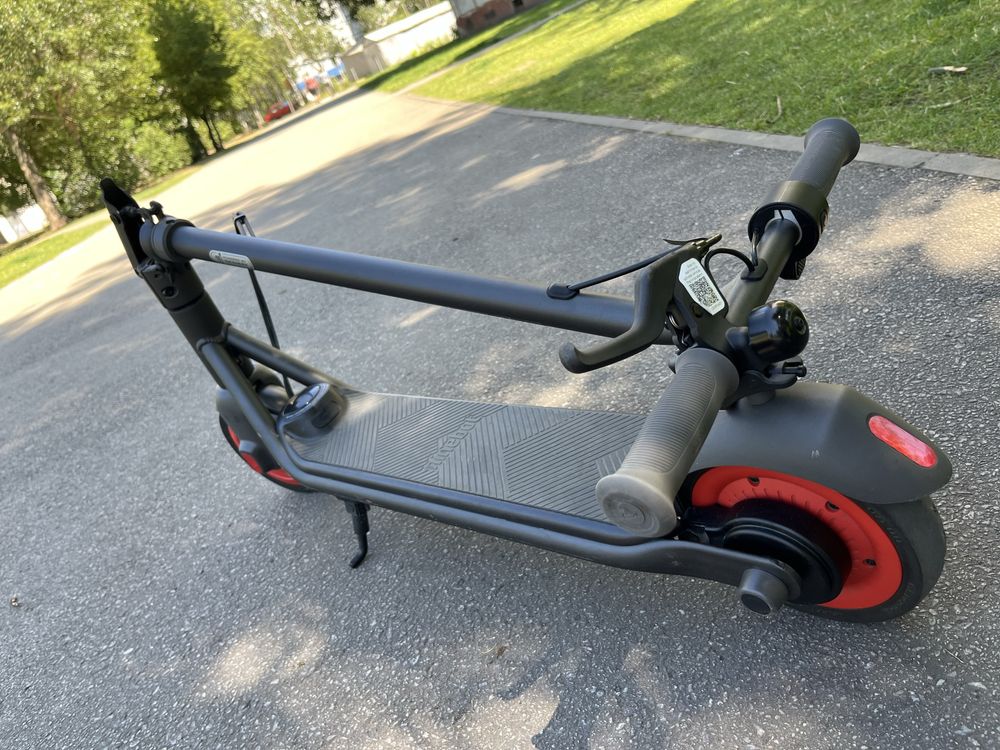Електросамокат Xiaomi Ninebot eKickScooter Zing C20 Black