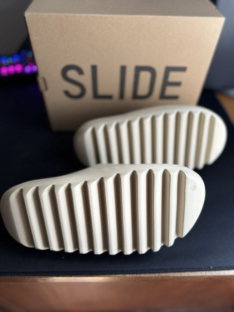 Adidas yeezy slide bone 42