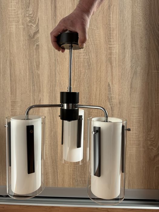 Lampa wisząca 3 klosze biała z brązem