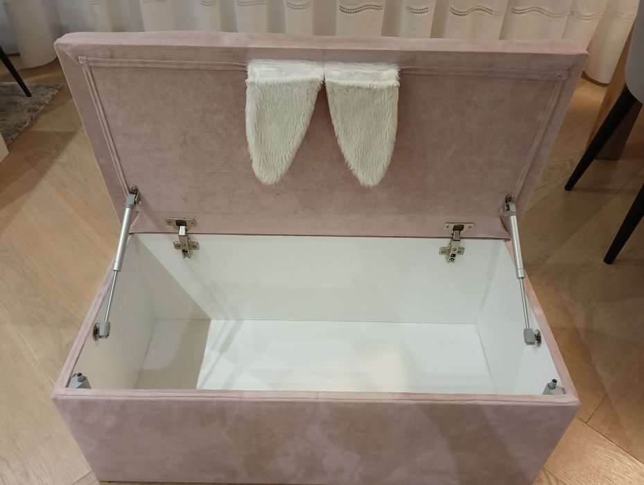 Skrzynia, pufa, kufer z uszami królika, kolor - pudrowy róż