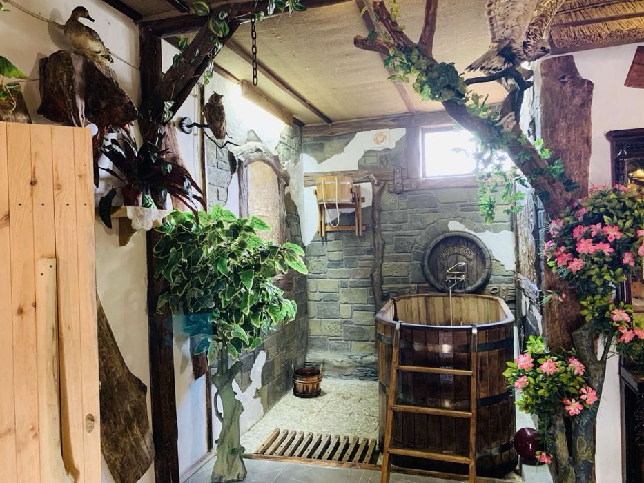 Українська банька на дровах