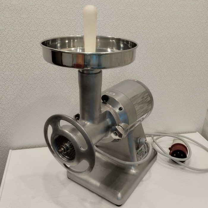 Мясорубка профессиональная Fimar TR22/TE (Италия), 2019 год