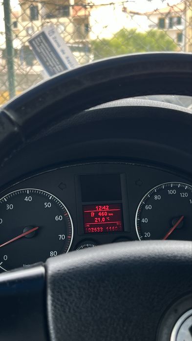Golf V 1.4 FSI com 100 mil km