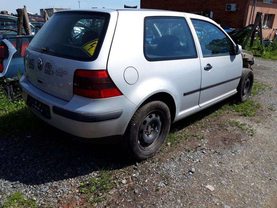 części Volkswagen VW Golf IV 1.4 16V  Hatchback 3 - 5 drzwi