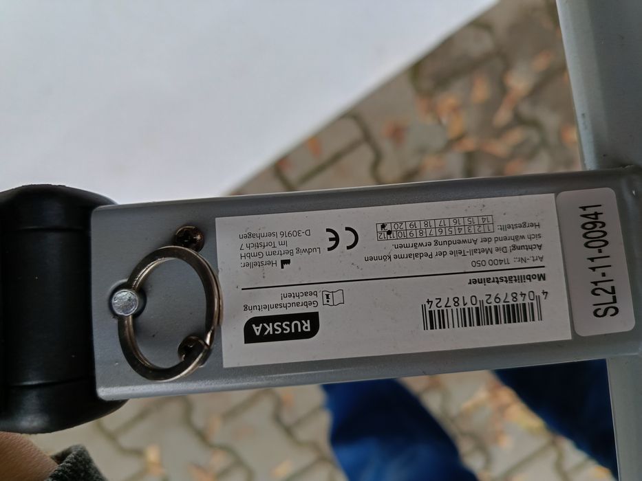 Rower rehabilitacyjny Russka T-1400 OSO mini do ćwiczeń rąk i nóg


--