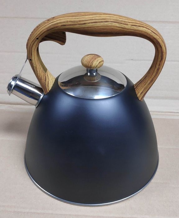 Czajnik 3L stalowy czarny