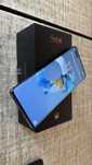 Huawei Mate 40 pro 256gb 8gb ram.