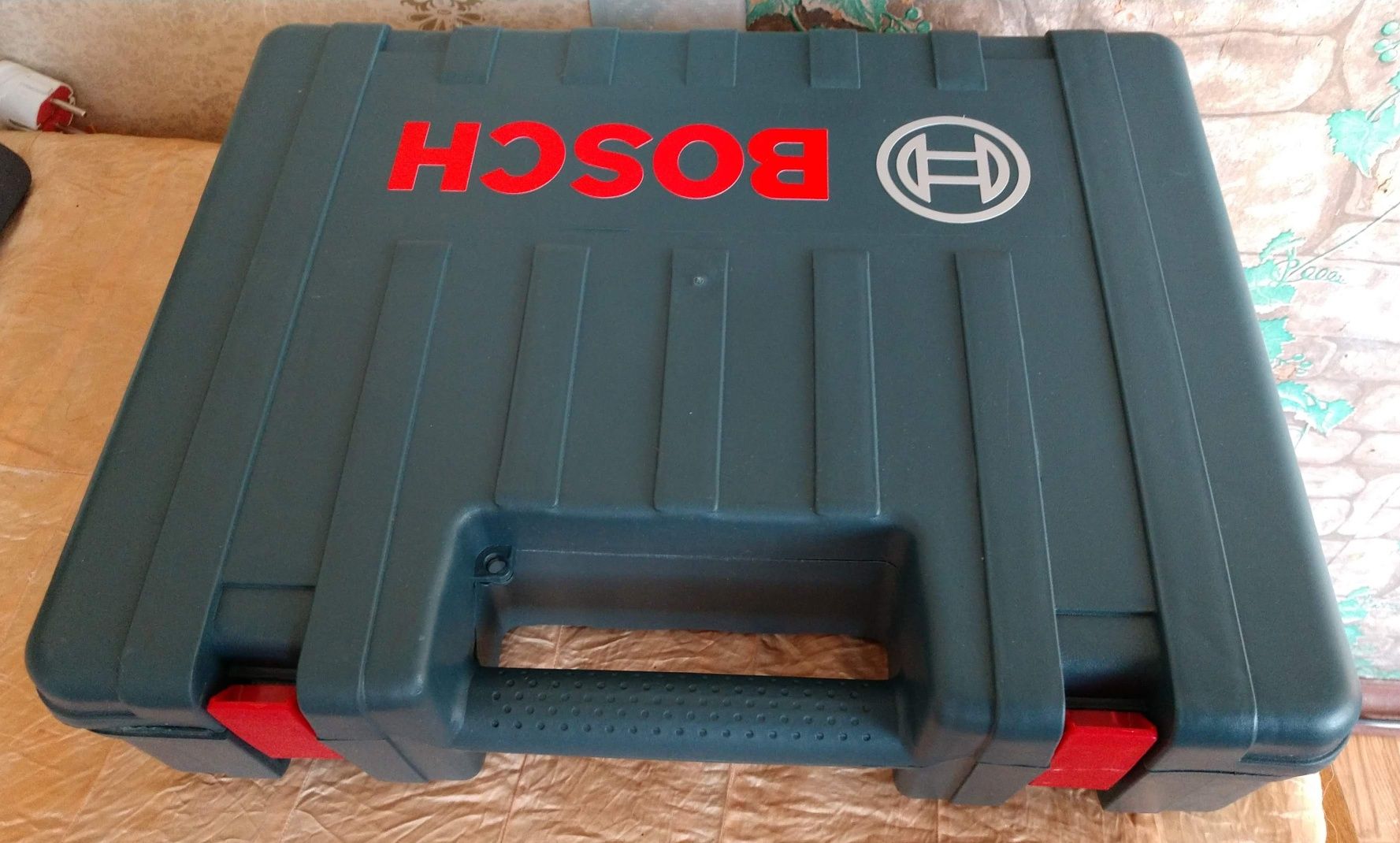 Перфоратор Bosch GBH 2-26 DFR