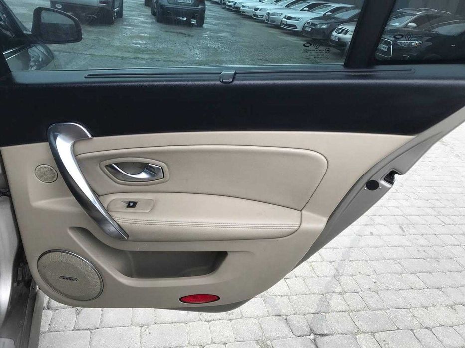 Продам Renault Latitude 2011р. #71800