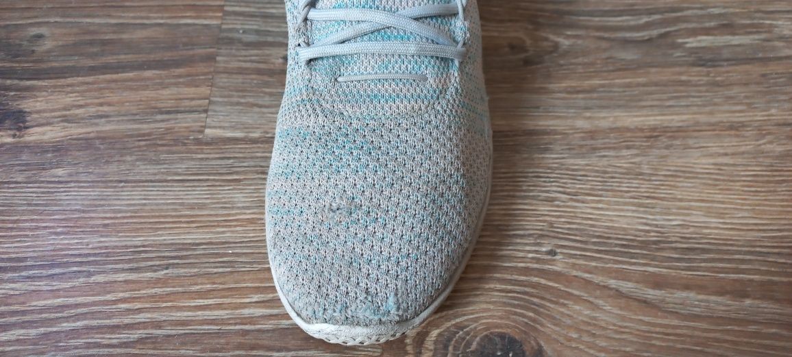 Adidas Pharrell Williams 41 1/3