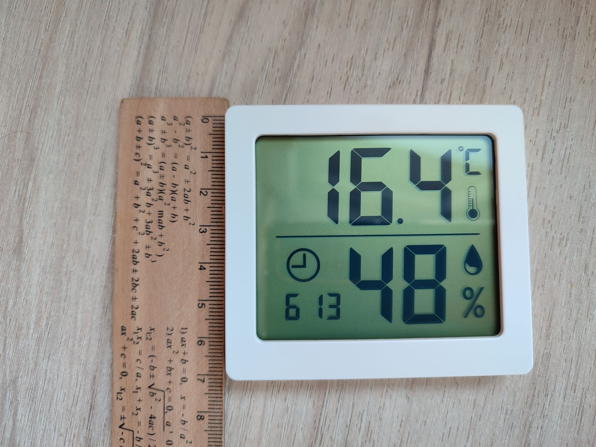 Цифровий термометр, гігрометр