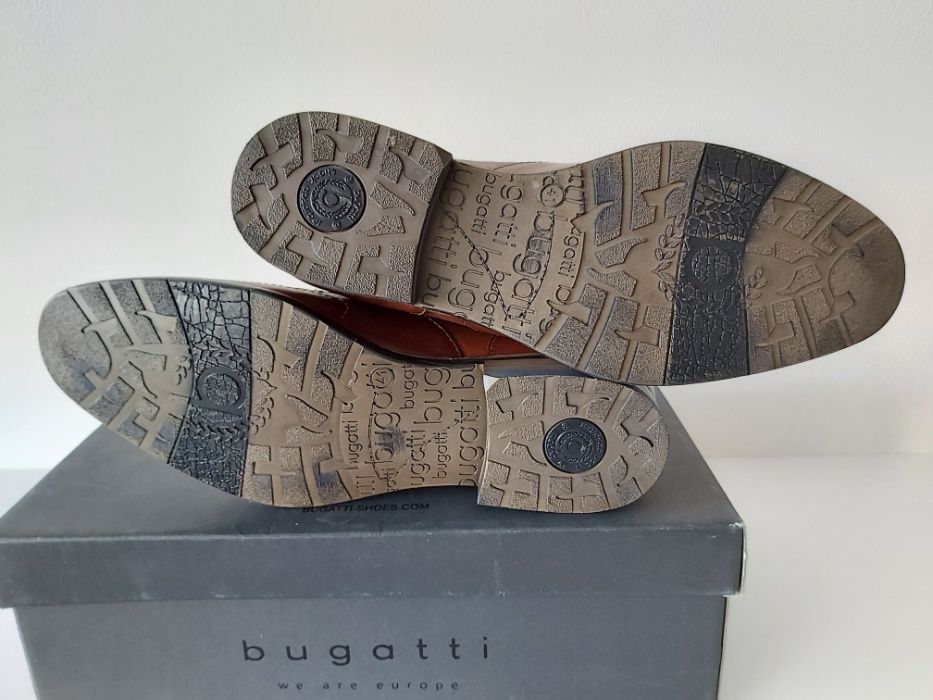 Półbuty BUGATTI koniakowe rozmiar 41 meskie buty pantofle