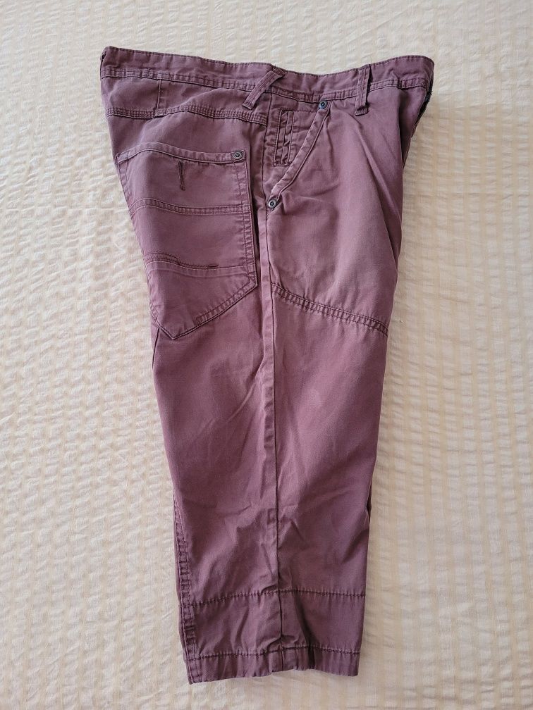 Spodnie Spodnie krótkie do kolan firmy Next roz 32