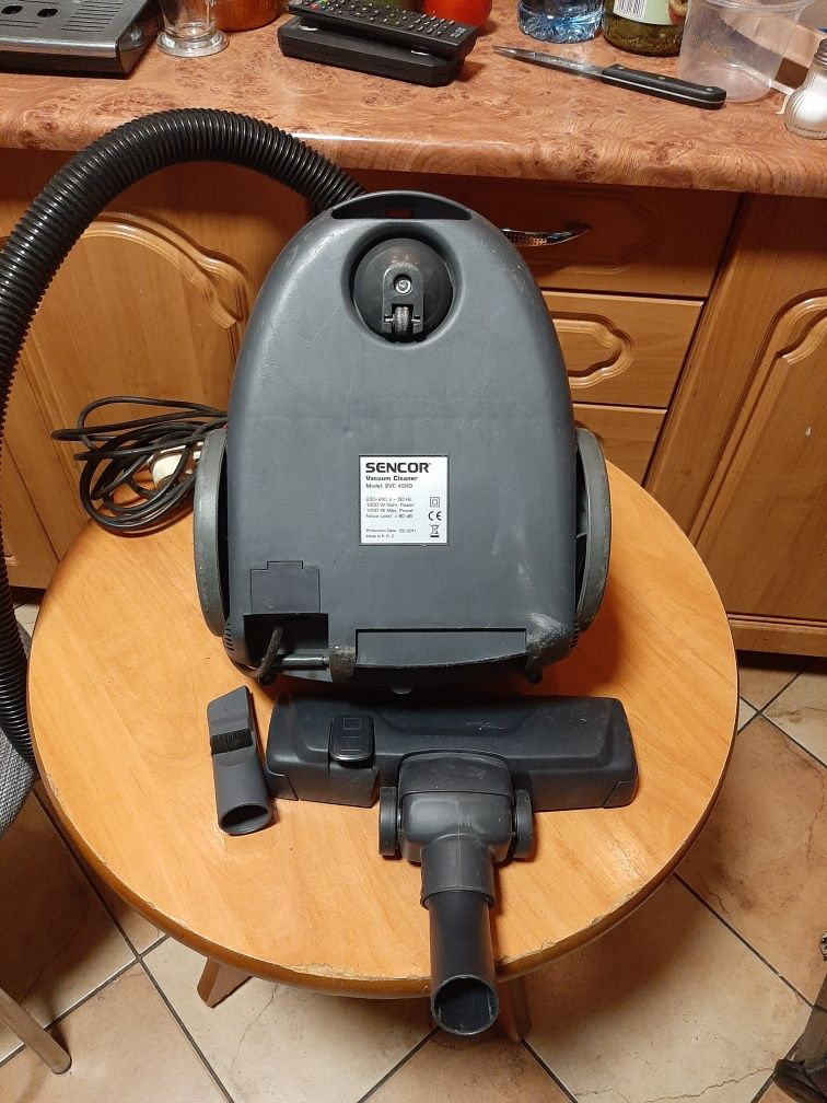 Odkurzacz workowy Sencor mocny zadbany 1400 watt nie zwija kabla