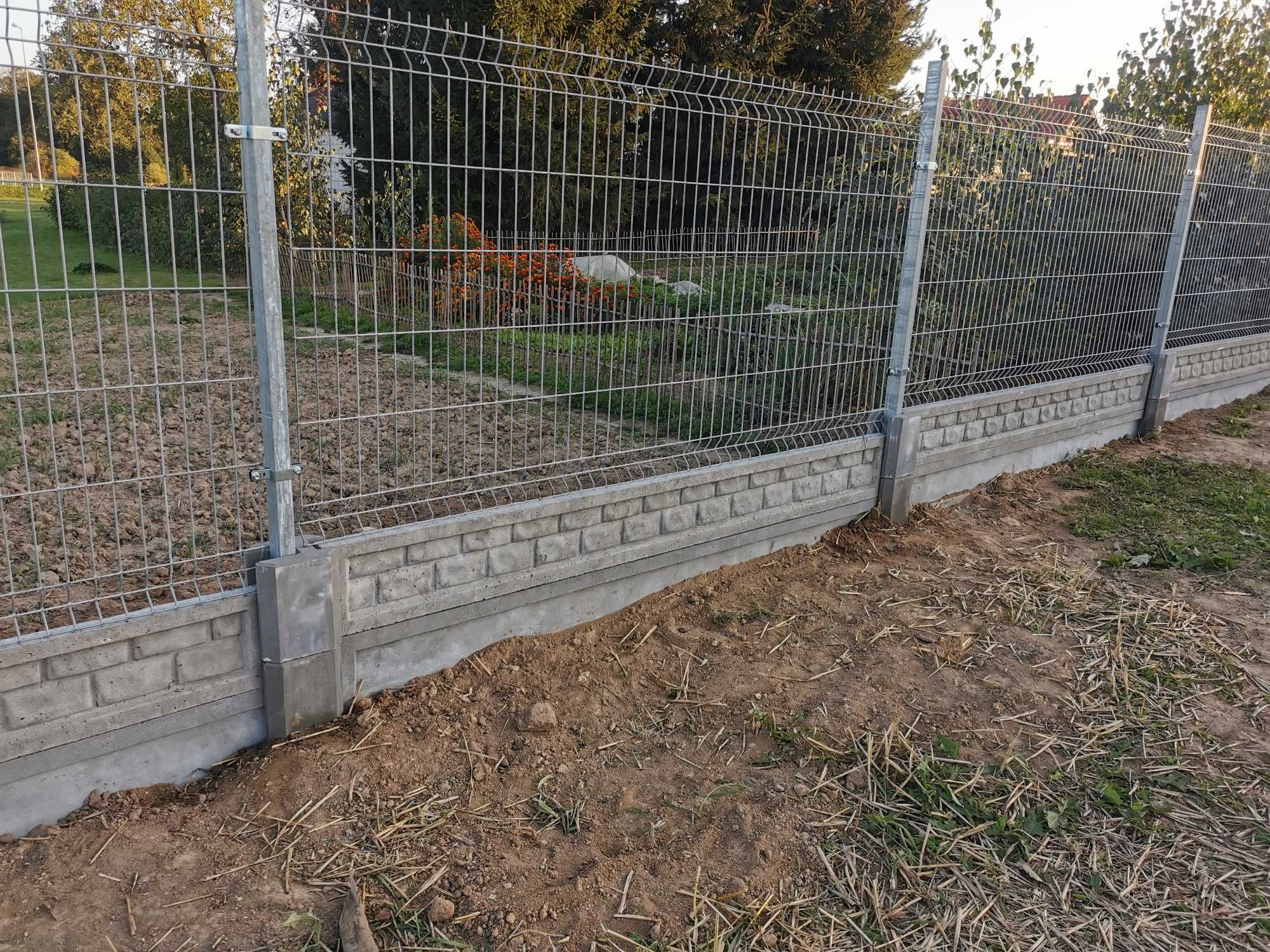 Montaż paneli ogrodzeniowych, przęseł, bram, furtek Urzędów