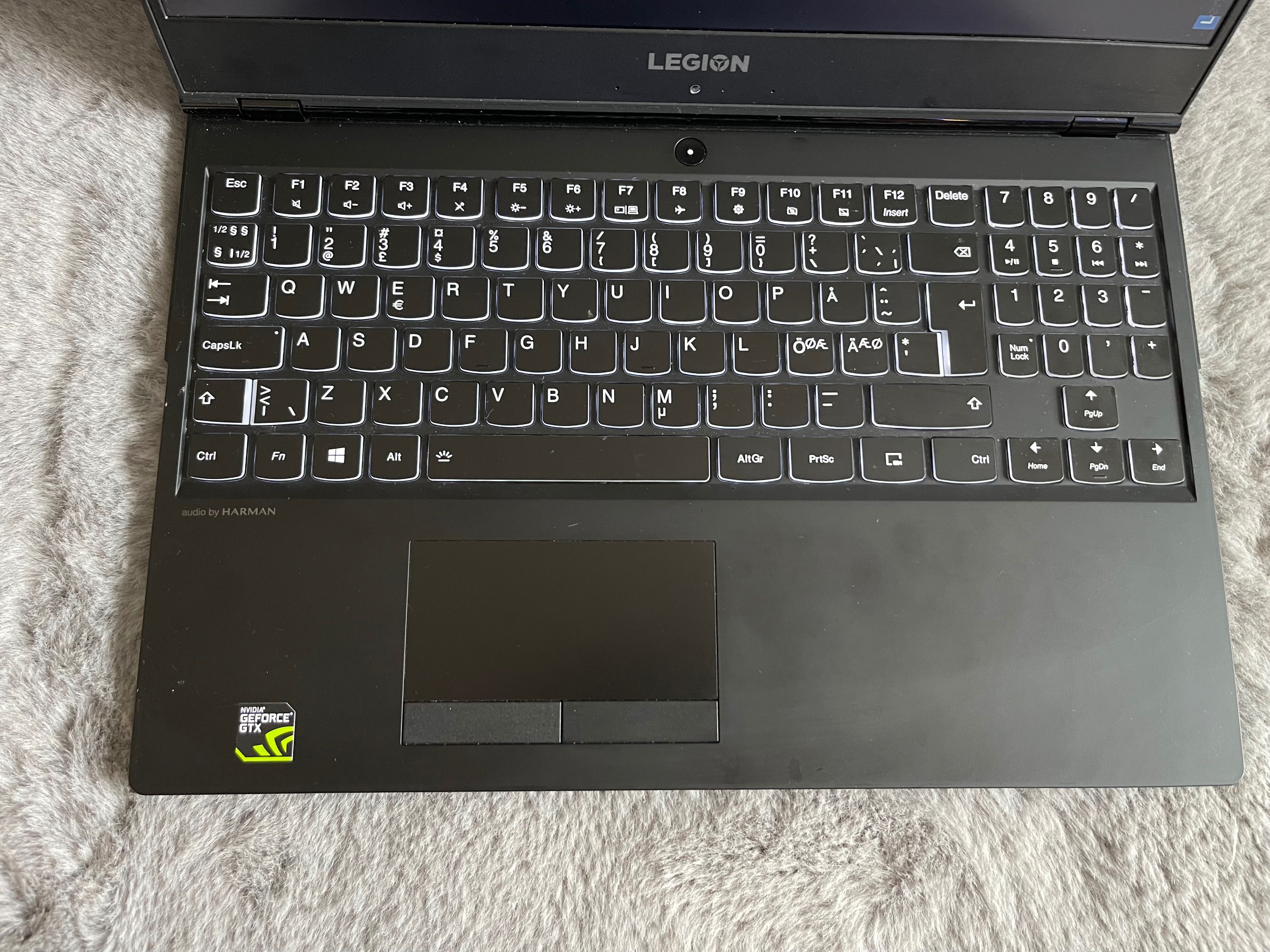 Ноутбук Lenovo legion Y530