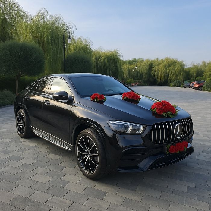 Piękny Mercedes GLE 2025 do ślubu