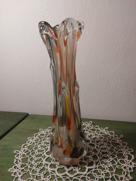 Piękny i masywny wazon sękacz