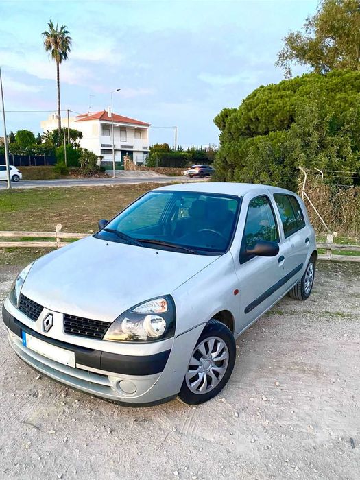 Renault clio 1.2 gasolina 2003