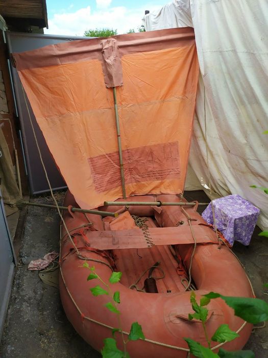 Спастельная лодка плот ссср самолета