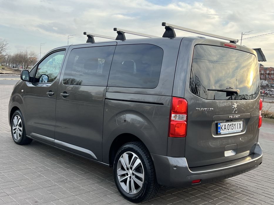 Peugeot Traveller 2020 Official