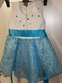 Нарядное платье на девочку 92-98