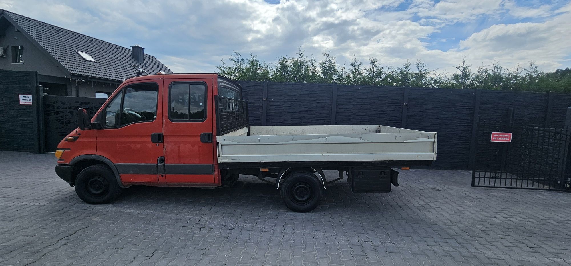 Iveco Daily 7-Osobowy + PAKA Skrzyniowy Brygadówka 2001r 2.8D