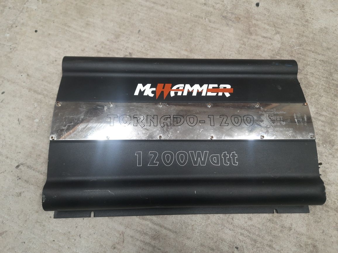 Усилитель mc hammer 1200w Торнадо.