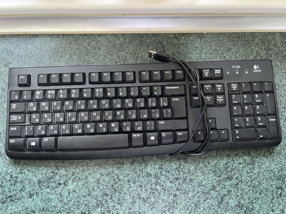 Клавиатура Logitech