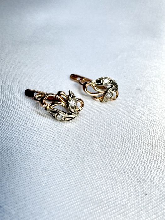 Золоті радянські сережки з діамантами