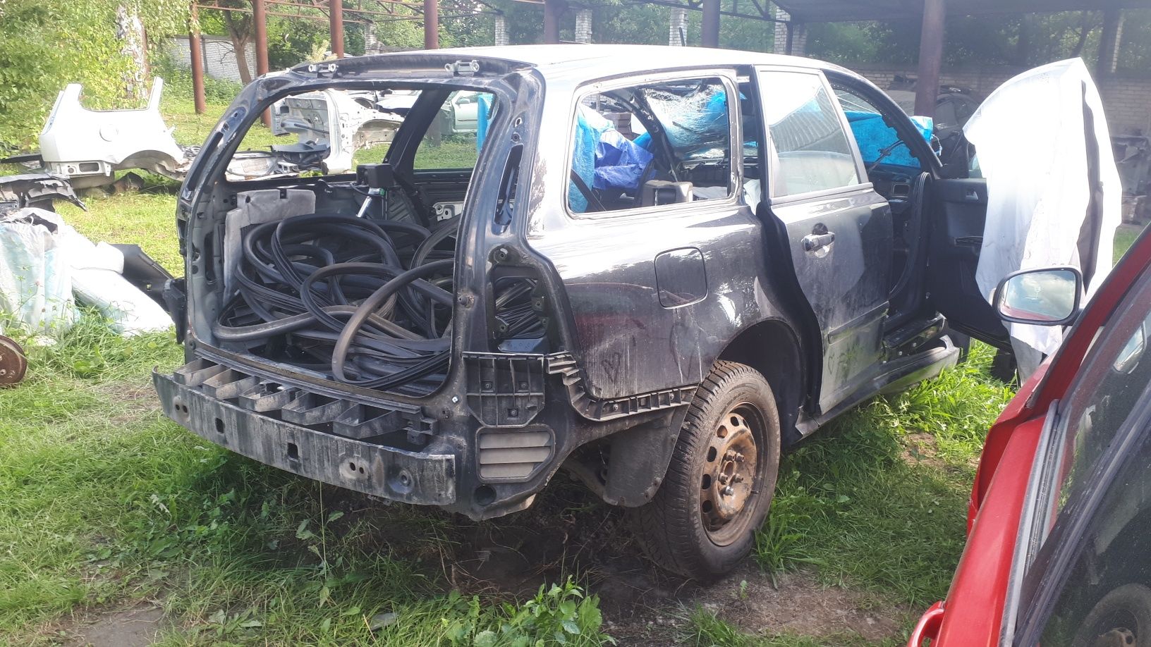 Двері вольво в50 Volvo v50