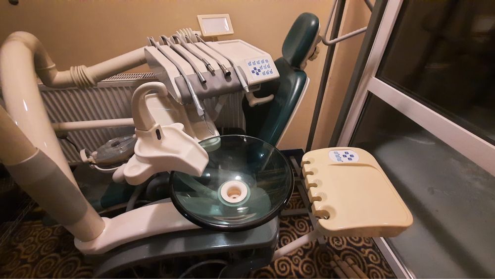 Krzeslo dentystyczne
