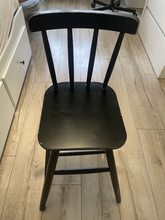 Krzesło dzieciece IKEA AGAM czarne