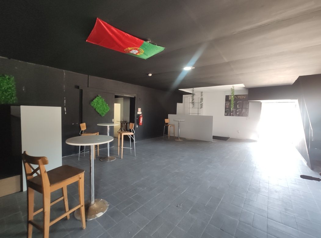 Alugo espaço para comércio