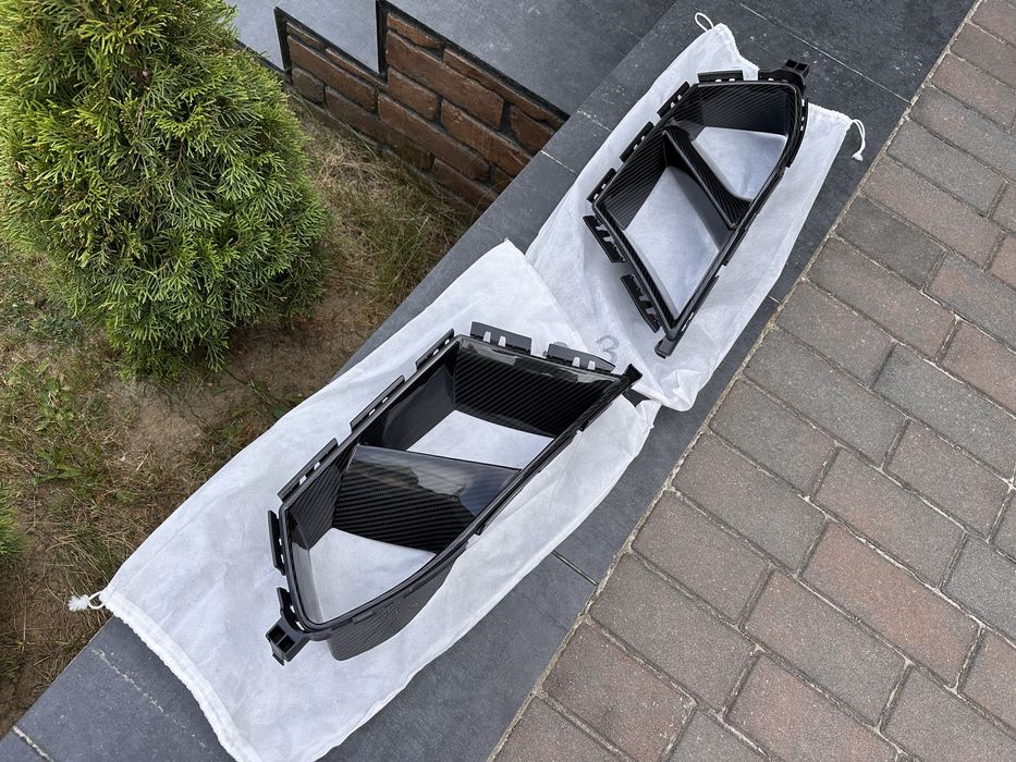 Карбонові воздуховоди вставки накладки в бампер на BMW G80 G82 M3 M4