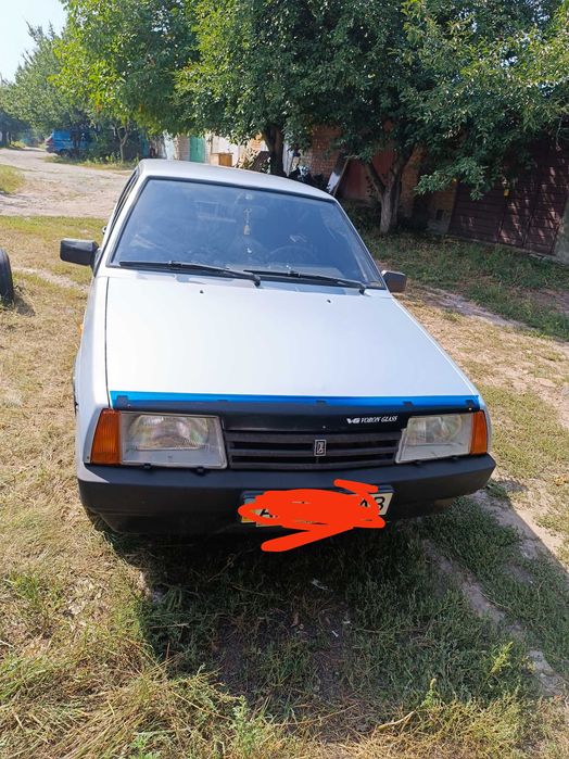 Продам автомобіль ваз 21099