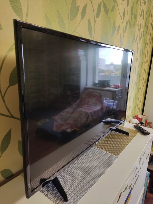 Продам телевізор смарт LG 43 діагональ