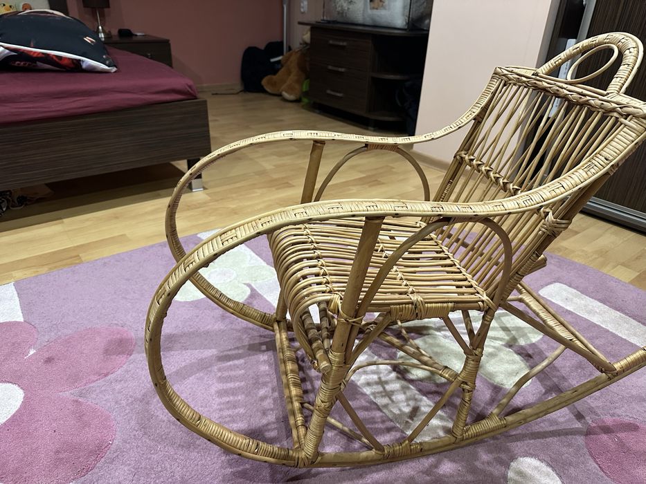 Крісло - качалка дитяче