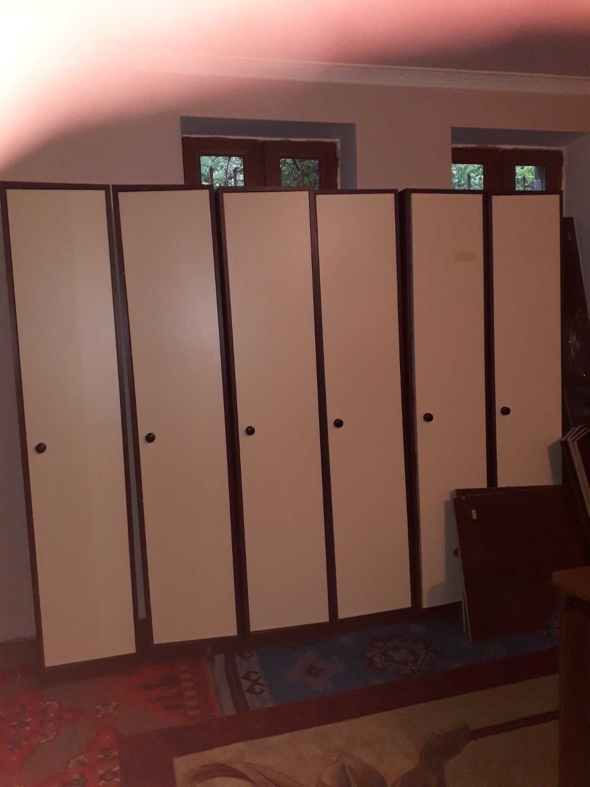 Розпродаж меблів