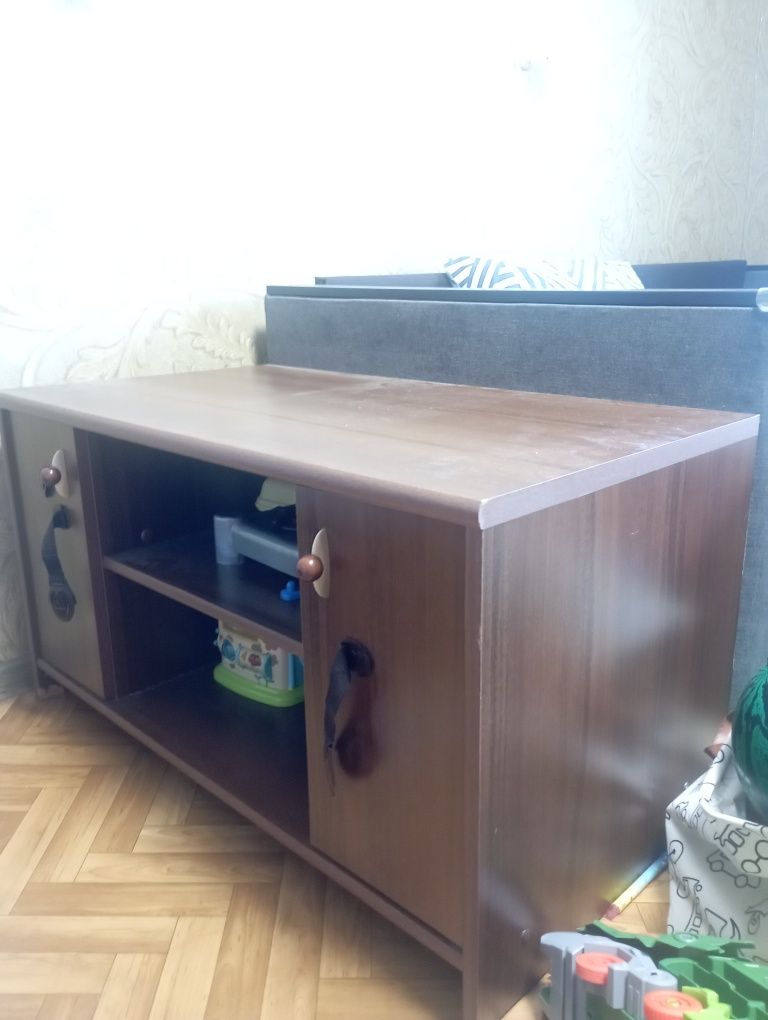 Тумба для речей, під телевізор терміново