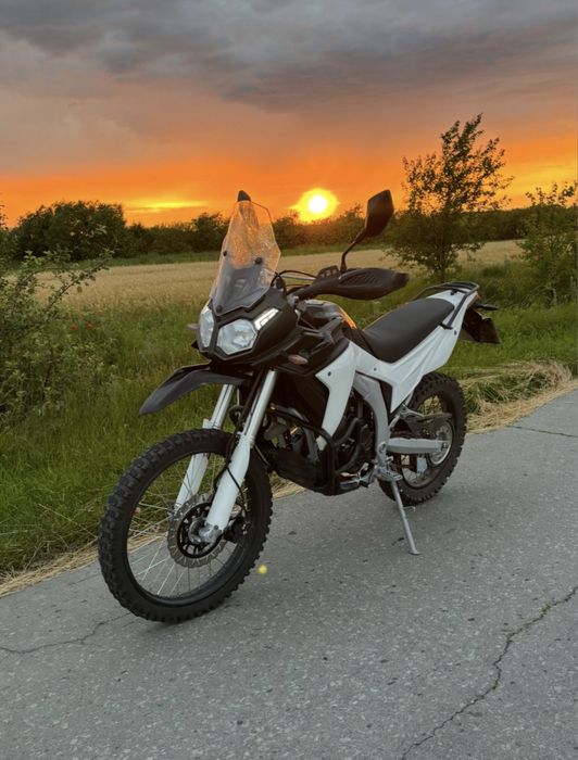 Продається мотоцикл Loncin LX250GY-3G