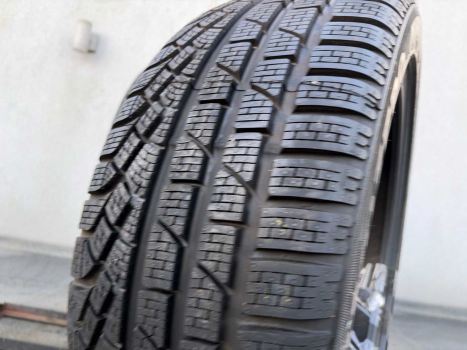 x2 NOWE zima 235/45R18 Pirelli SottoZero winter240 98V prod 2024 ZN102
